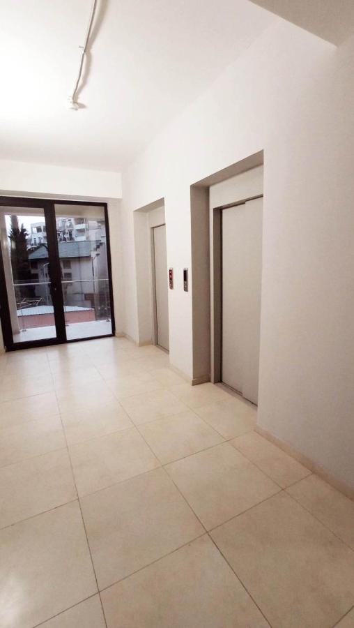 Vake Close To Park Mziuri Apartment *